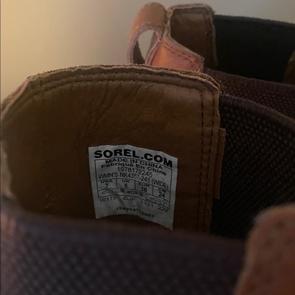 Sorel Joan of Arctic Wedge Chelsea boots - Picture 2 of 5